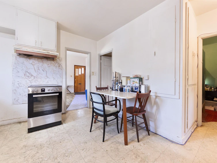 824 Semlin Drive, Vancouver, BC, V5L 4J5 - 15