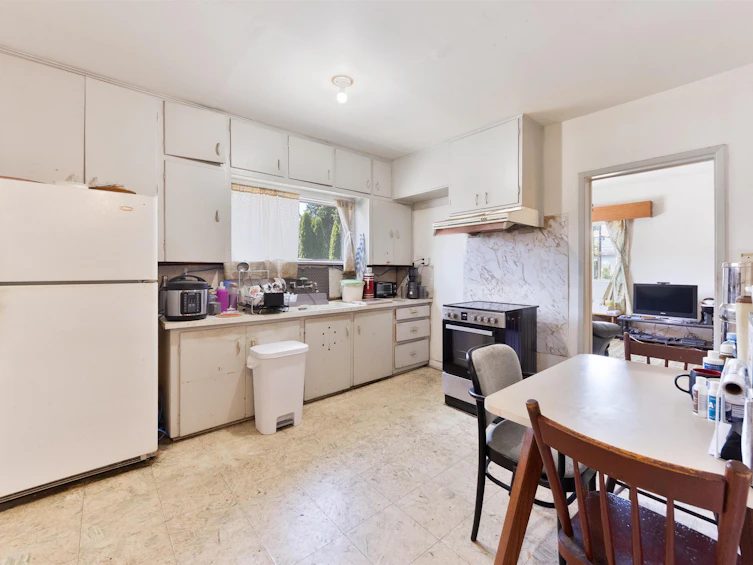 824 Semlin Drive, Vancouver, BC, V5L 4J5 - 13