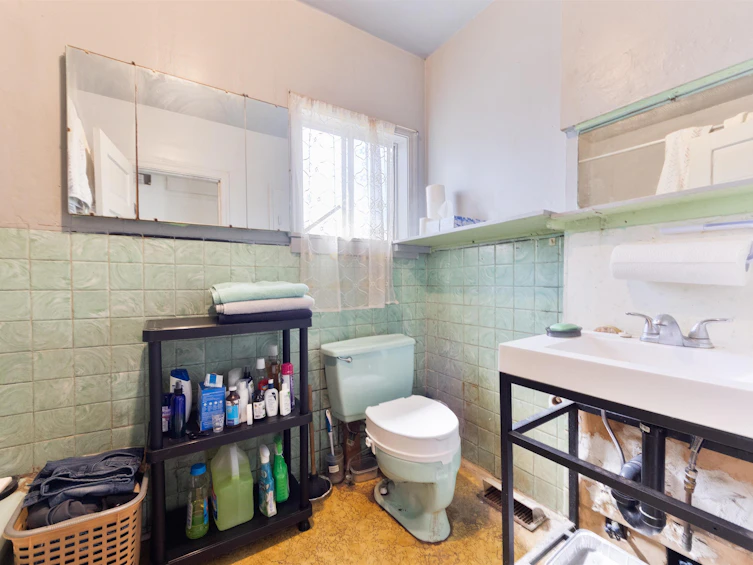 824 Semlin Drive, Vancouver, BC, V5L 4J5 - 19