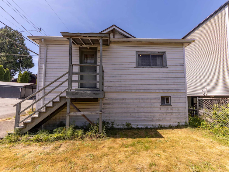 824 Semlin Drive, Vancouver, BC, V5L 4J5 - 26