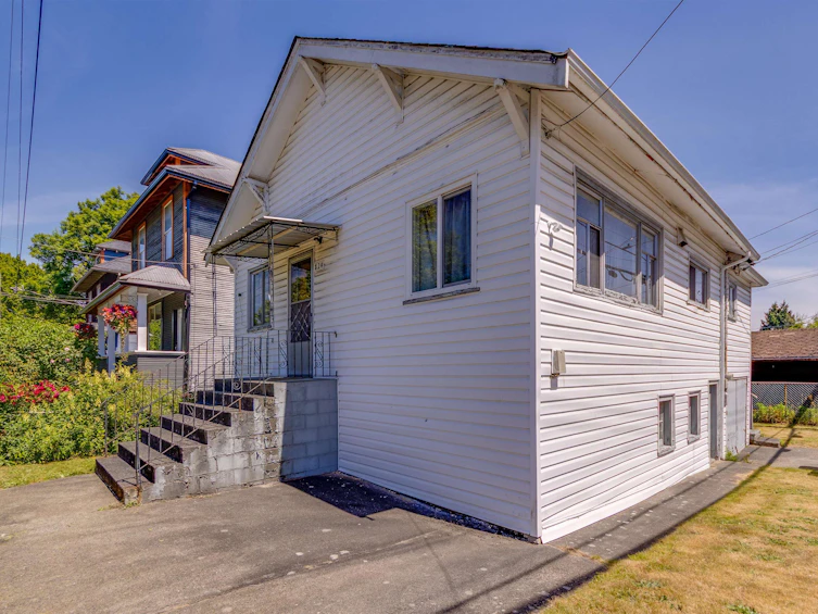 824 Semlin Drive, Vancouver, BC, V5L 4J5 - 21