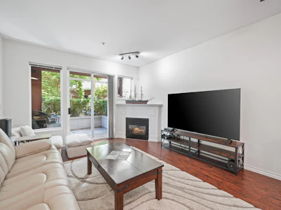 105-20239 Michaud Crescent - 4