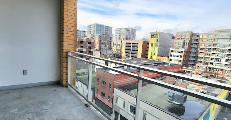 714-221 Union Street, Vancouver, BC, V6A 0V4 - 9