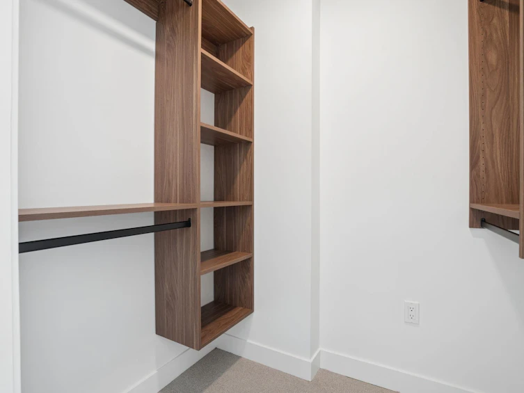 563-422 E 3rd Street, North Vancouver, BC, V7L 0K1 - 18