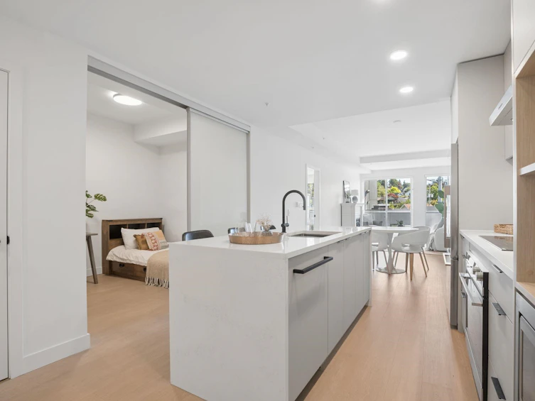 563-422 E 3rd Street, North Vancouver, BC, V7L 0K1 - 11