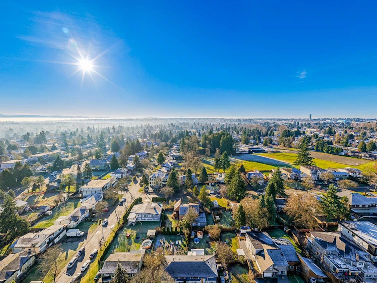 13125 Balloch Drive, Surrey, BC, V3V 6Y2 - 10