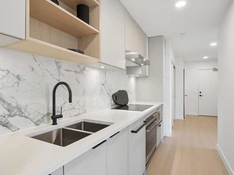 321-422 E 3rd Street, North Vancouver, BC, V7L 0K1 - 12