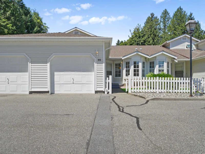 35-6537 138 Street - 2