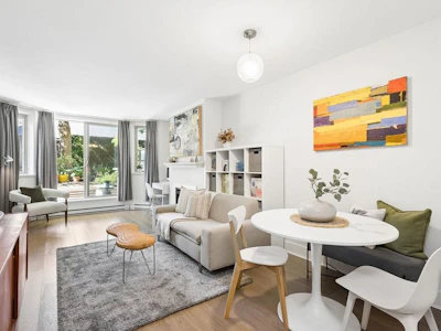 1B-2775 Fir Street - 2
