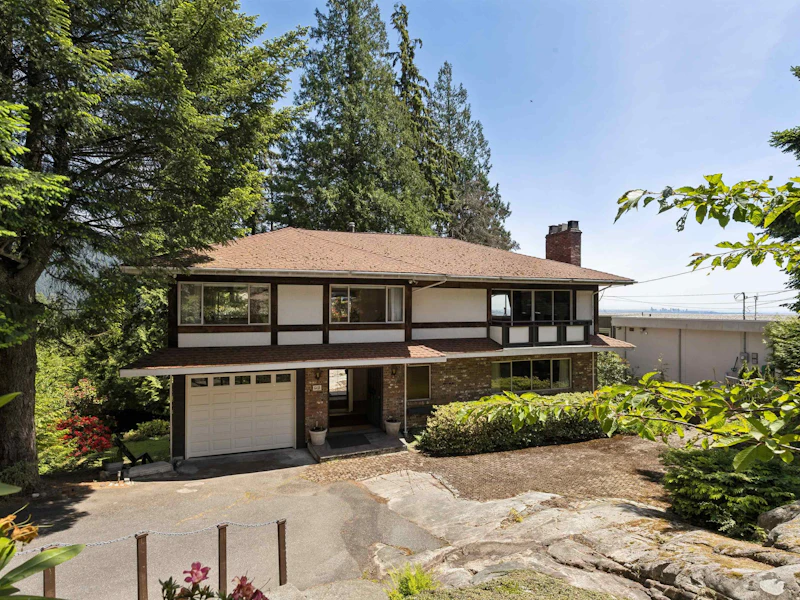 615 Ballantree Road, West Vancouver BC V7S 1W4