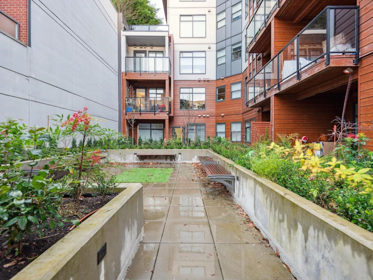 207-232 Sixth Street, New Westminster, BC, V3L 3A4 - 29
