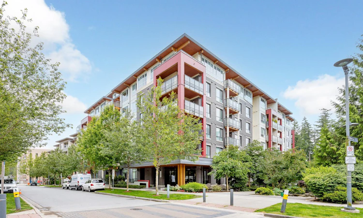 212-3581 Ross Drive