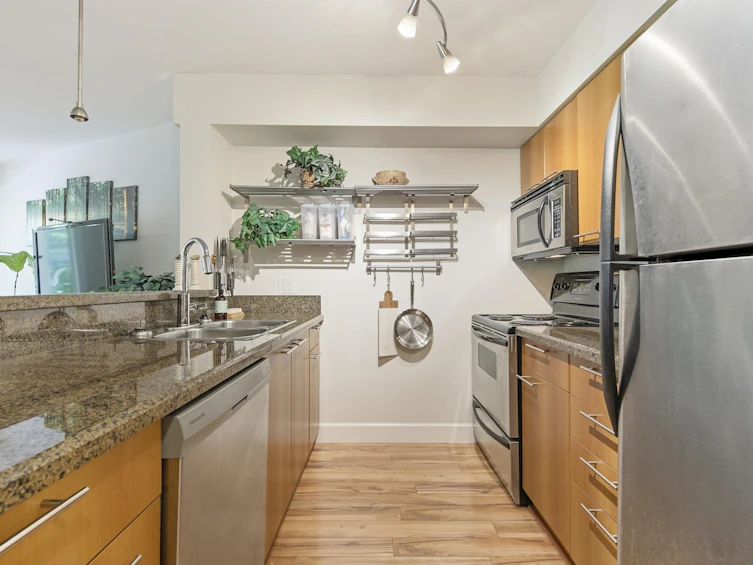 201-1718 Venables Street, Vancouver, BC, V5L 2H4 - 7