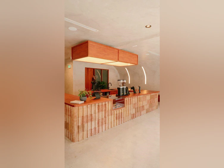1-470 E 18th Avenue, Vancouver, BC, V5V 1G1 - 13