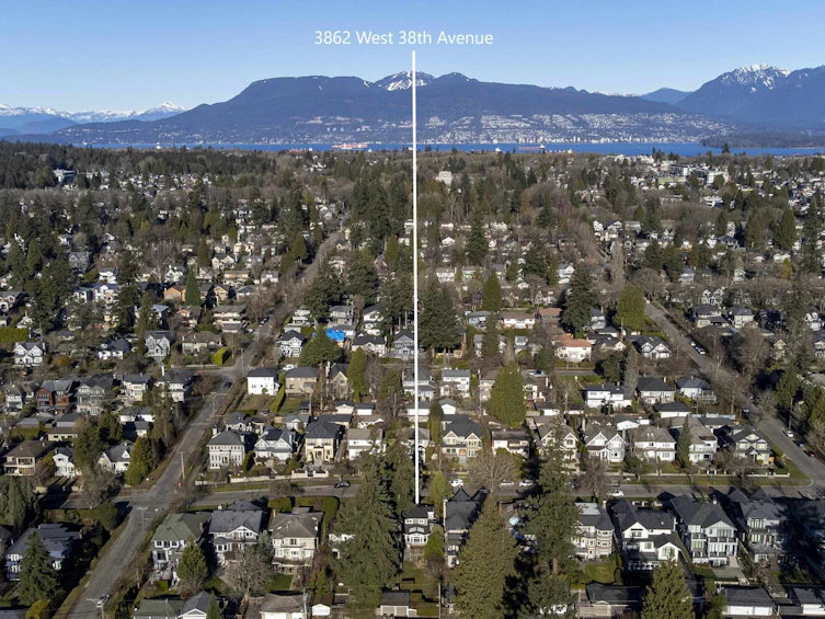 3862 W 38th Avenue, Vancouver, BC, V6N 2Y4 - 38