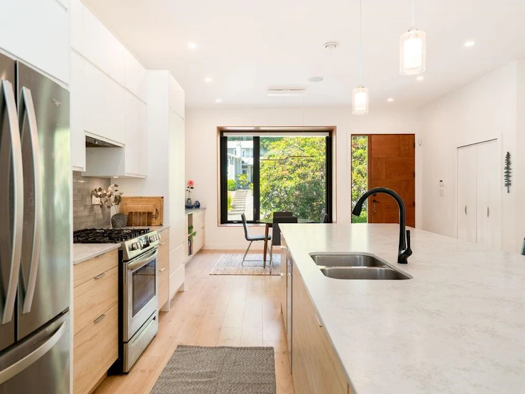 258 April Road, Port Moody, BC, V3H 3W1 - 11