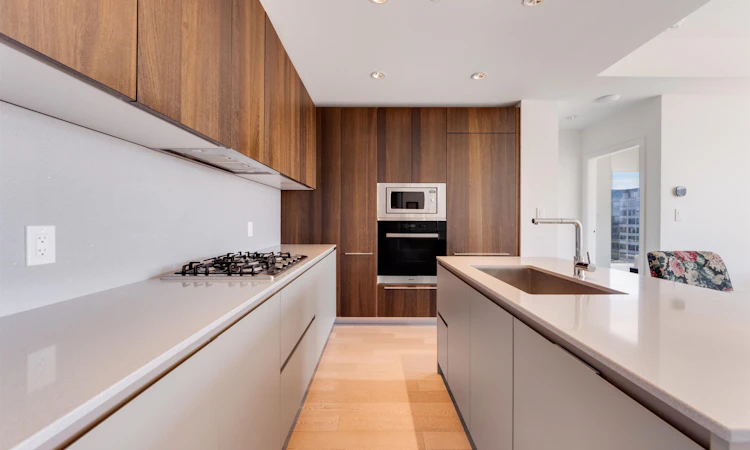 1007-6688 Pearson Way