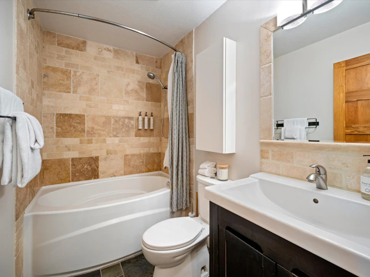 1-2240 Gondola Way, Whistler, BC, V8E 0N1 - 12