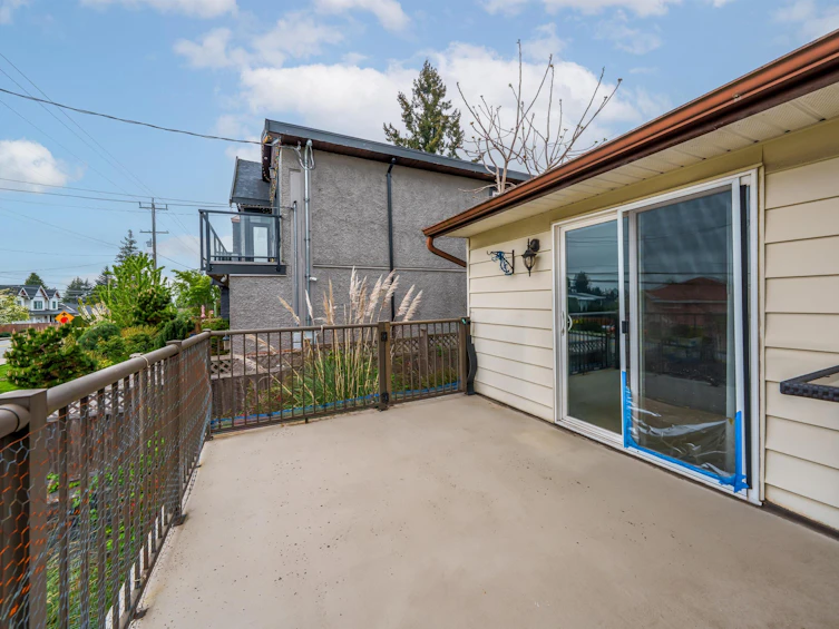 2151 Dawes Hill Road, Coquitlam, BC, V3K 1N2 - 17