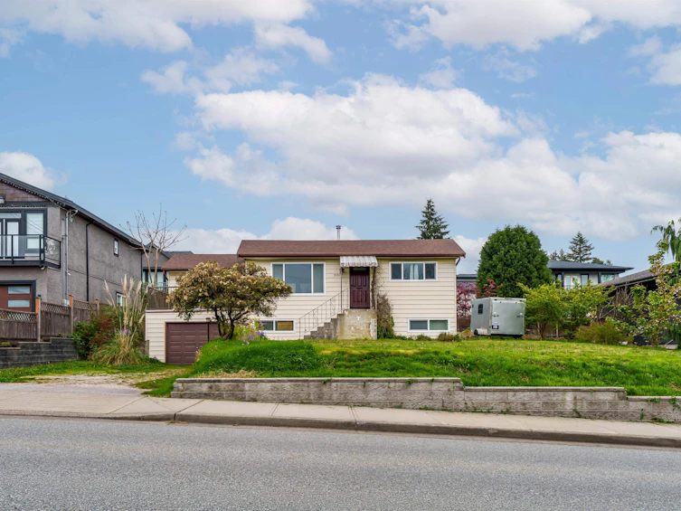 2151 Dawes Hill Road, Coquitlam, BC, V3K 1N2