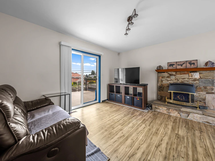 2151 Dawes Hill Road, Coquitlam, BC, V3K 1N2 - 7