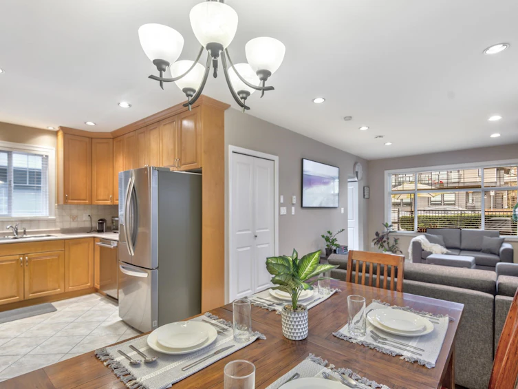 4355 Albert Street, Burnaby, BC, V5C 2E9 - 2
