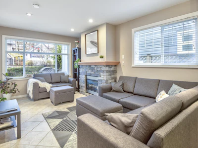 4355 Albert Street - 5
