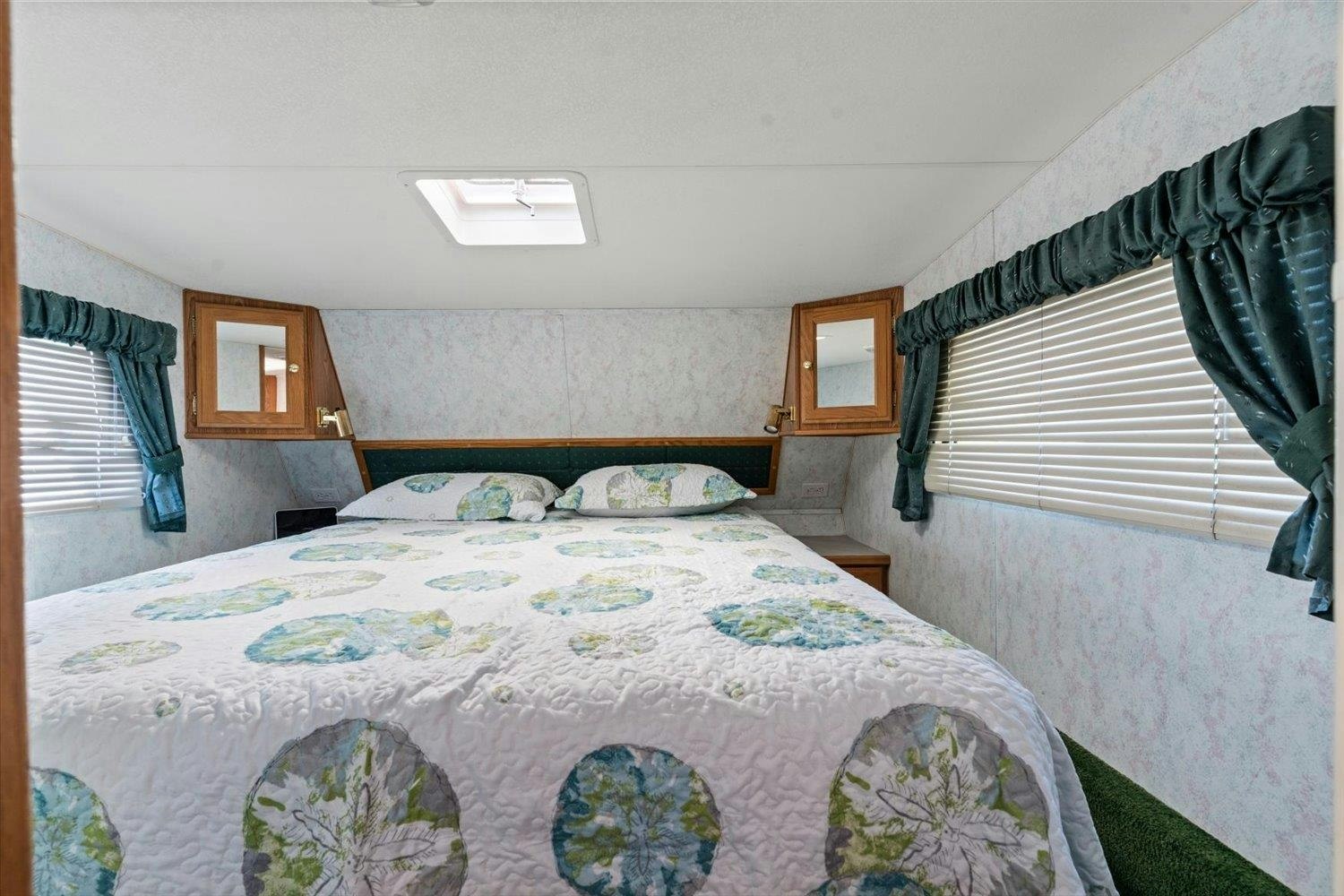 95-1436 Frost Road, Columbia Valley, BC, V2R 4X8 - 14
