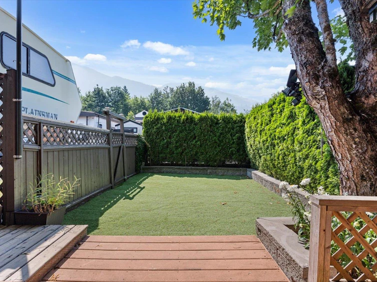 95-1436 Frost Road, Columbia Valley, BC, V2R 4X8 - 6
