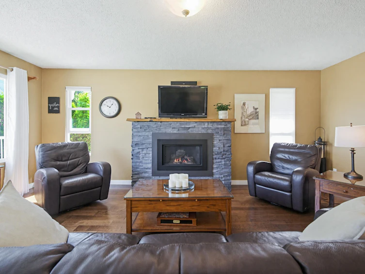 120 Robertson Crescent, Hope, BC, V0X 1L4 - 9
