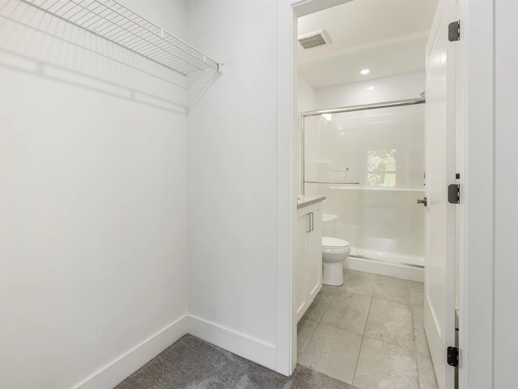 204-33568 George Ferguson Way, Abbotsford, BC, V2S 0M3 - 28