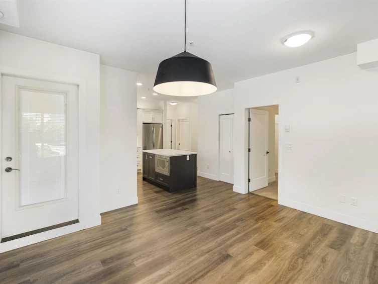 204-33568 George Ferguson Way, Abbotsford, BC, V2S 0M3 - 16