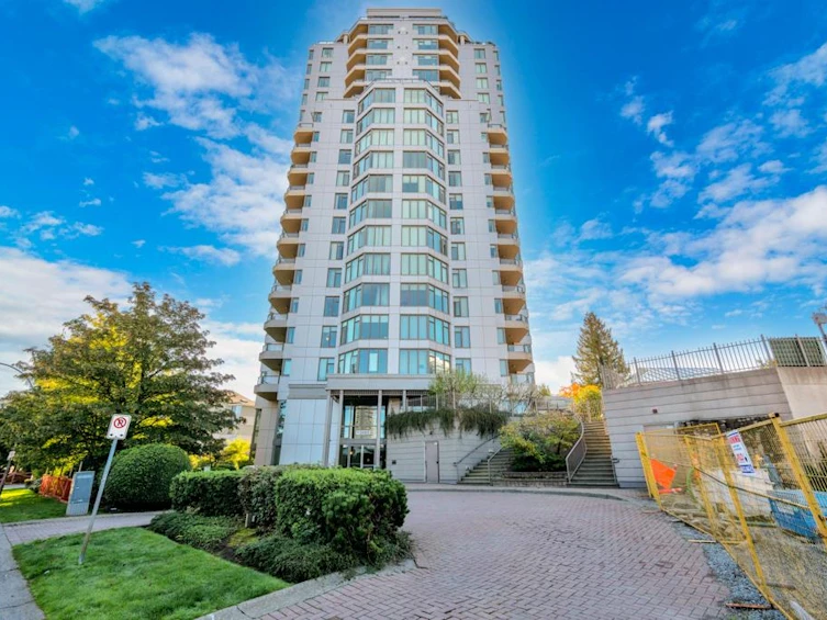 1702-13880 101st Avenue, Surrey, BC, V3T 5T1 - 2