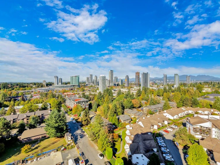 1702-13880 101st Avenue, Surrey, BC, V3T 5T1 - 3