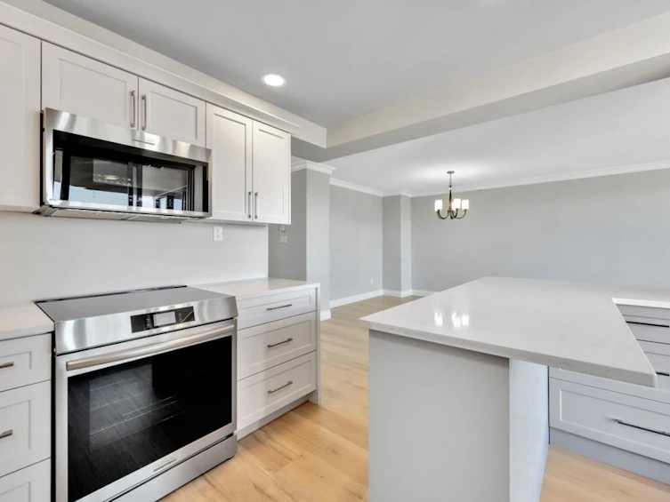 1702-13880 101st Avenue, Surrey, BC, V3T 5T1 - 11