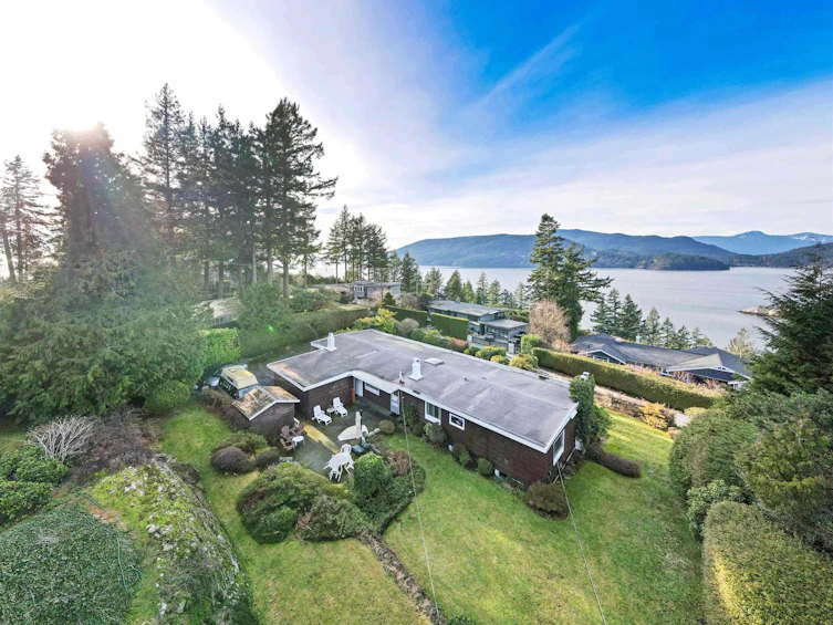 6240 Overstone Drive, West Vancouver, BC, V7W 1X8 - 18