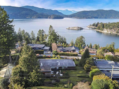 6240 Overstone Drive - 3