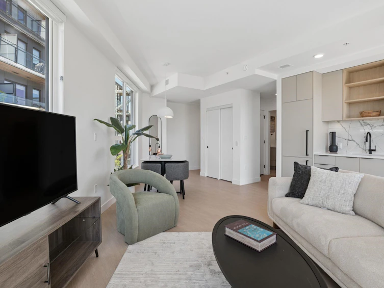 204-333 St. Davids Avenue, North Vancouver, BC, V7L 3N7 - 6