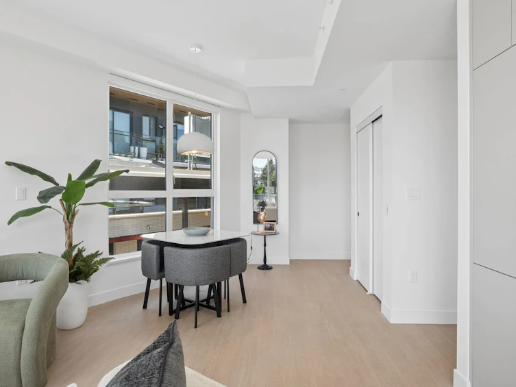 204-333 St. Davids Avenue, North Vancouver, BC, V7L 3N7 - 18