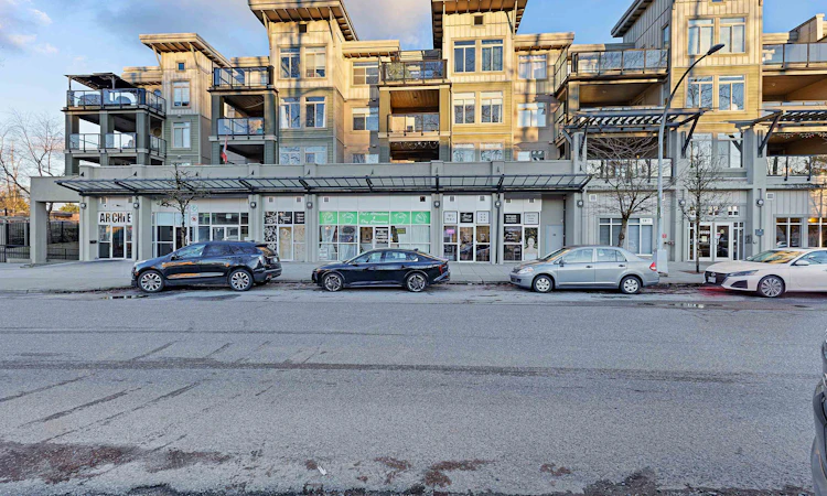 318-10180 153 Street