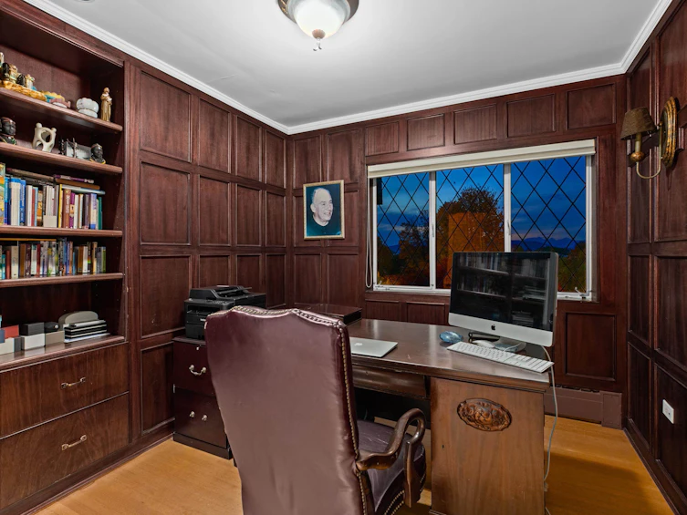 5550 NW Marine Drive, Vancouver, BC, V6T 1A2 - 5