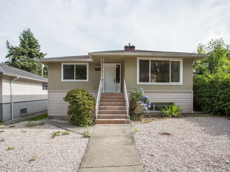 2536 E 29th Avenue, Vancouver, BC, V5R 1V1