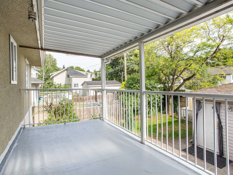 2536 E 29th Avenue, Vancouver, BC, V5R 1V1 - 16