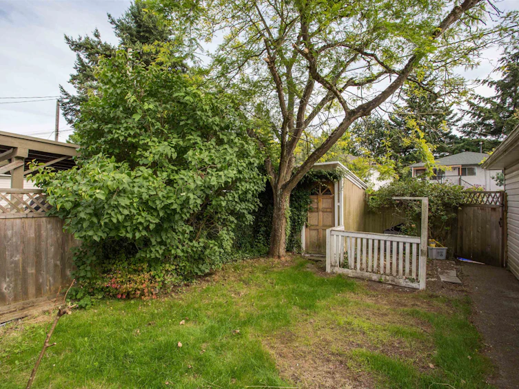 2536 E 29th Avenue, Vancouver, BC, V5R 1V1 - 26