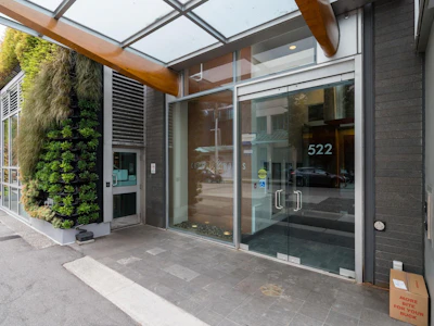 205-522 8th Avenue - 3