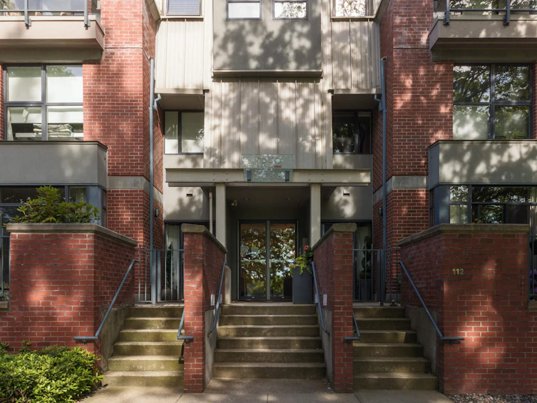106-2688 Vine Street, Vancouver, BC, V6K 4T6 - 37