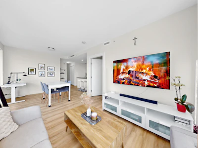 106-10788 No. 5 Road - 3