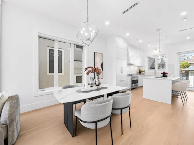 531 W 61st Avenue - 4