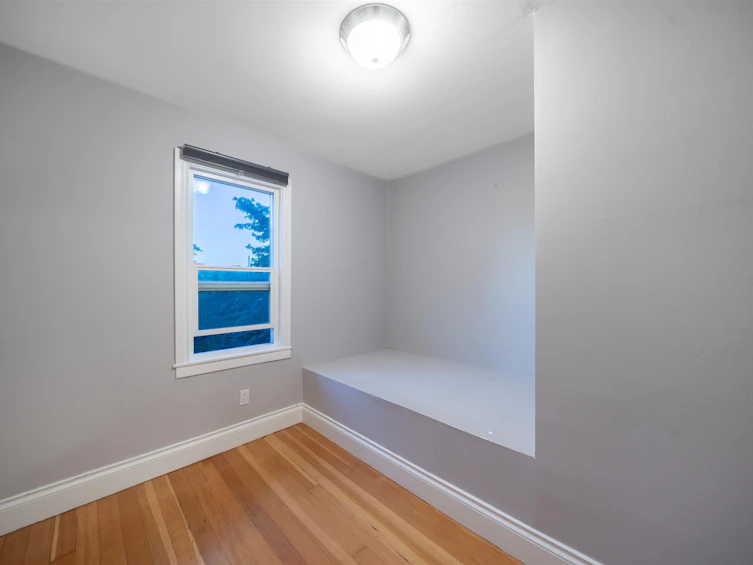 2528 Adanac Street, Vancouver, BC, V5K 2M5 - 21