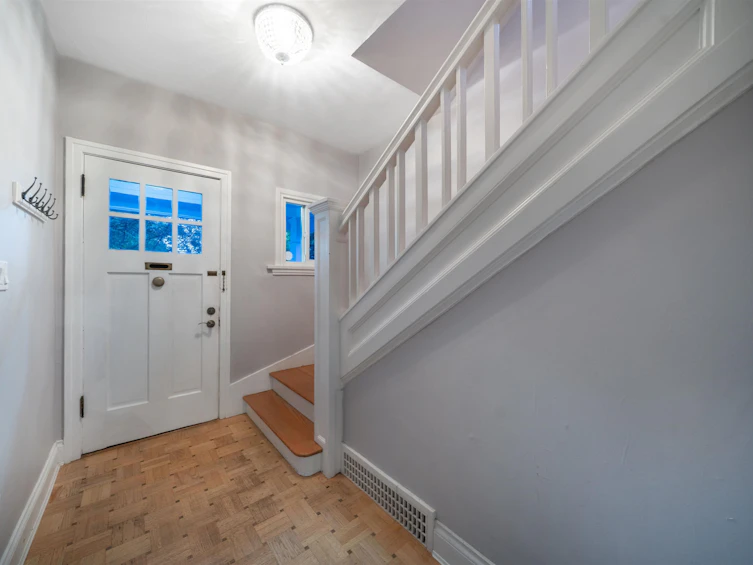 2528 Adanac Street, Vancouver, BC, V5K 2M5 - 13